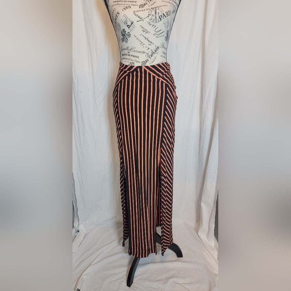 Bebe Double Split Skirt Size Med